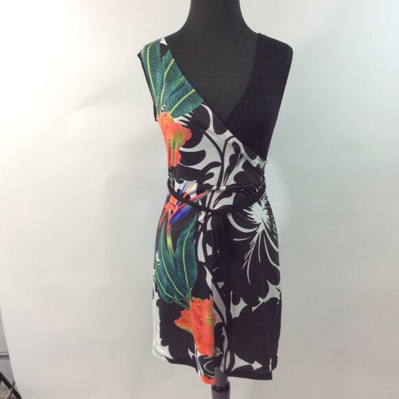 Smash! Dress Small Sleeveless Floral Belted Black - Picture 1 of 7